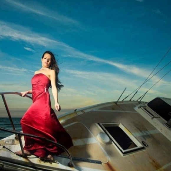 Meet your Posher, Stephanie & Alex - Picture 3 of 4